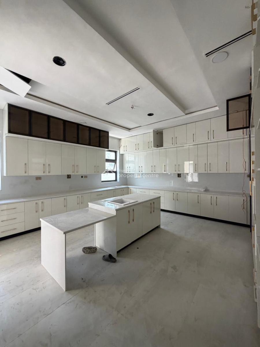 9 Bedroom Mansion, Maitama District, Abuja, Detached Duplex for Sale