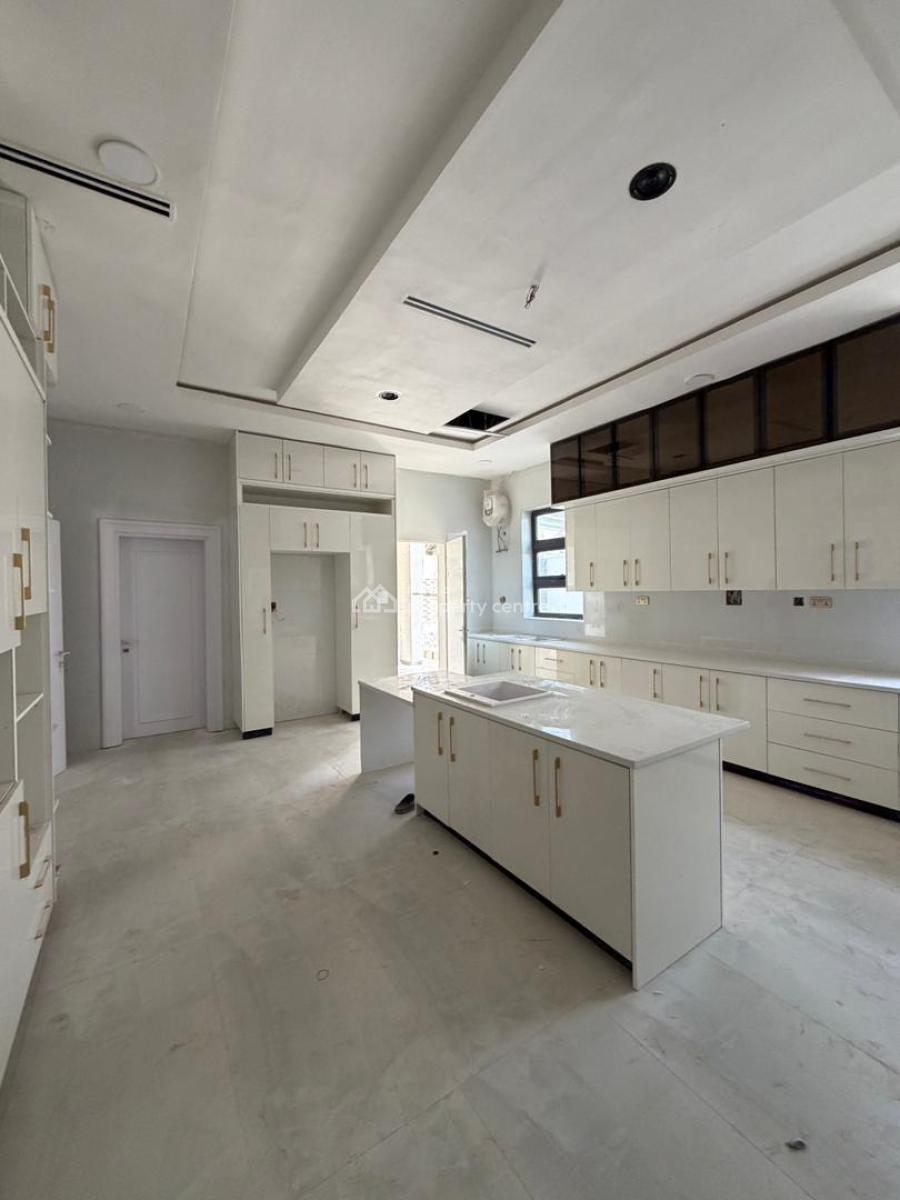 9 Bedroom Mansion, Maitama District, Abuja, Detached Duplex for Sale