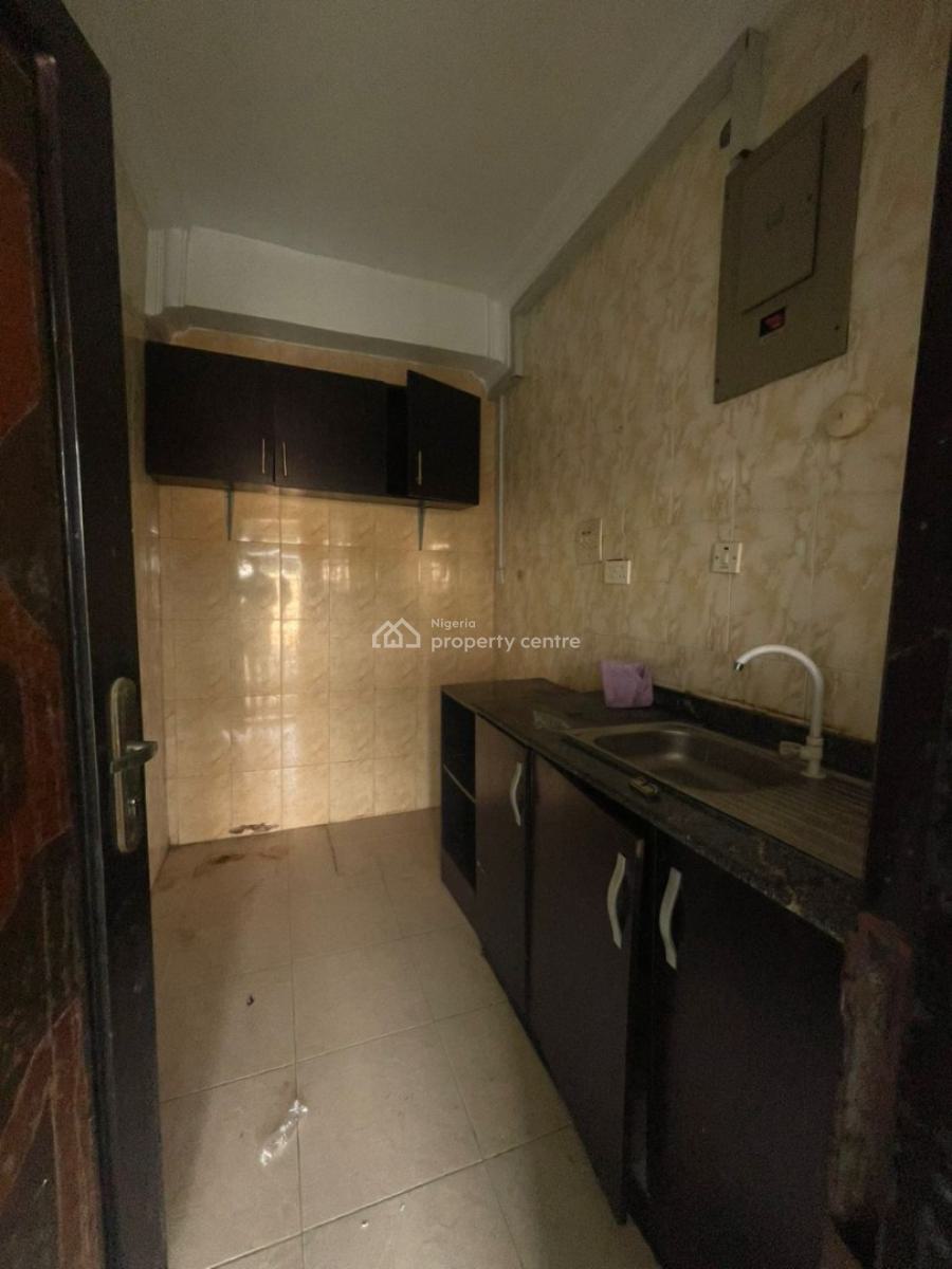 Spacious Standard Mini Flat at Ologolo, Lekki., Ologolo, Ologolo, Lekki, Lagos, Mini Flat (room and Parlour) for Rent