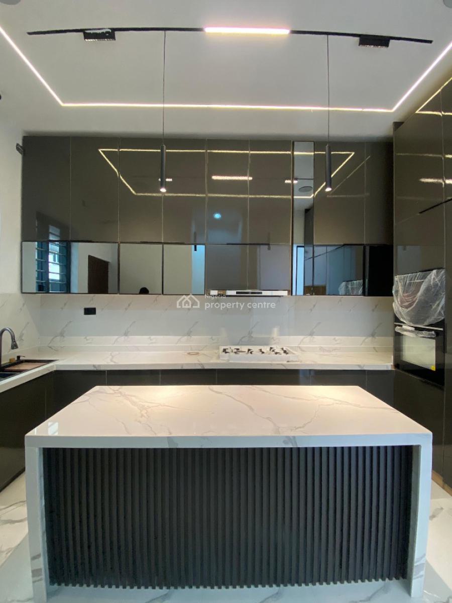 5 Bedroom Terrace Duplex with Bq & Swimming Pool, Osapa, Lekki, Lagos, Terraced Duplex for Sale