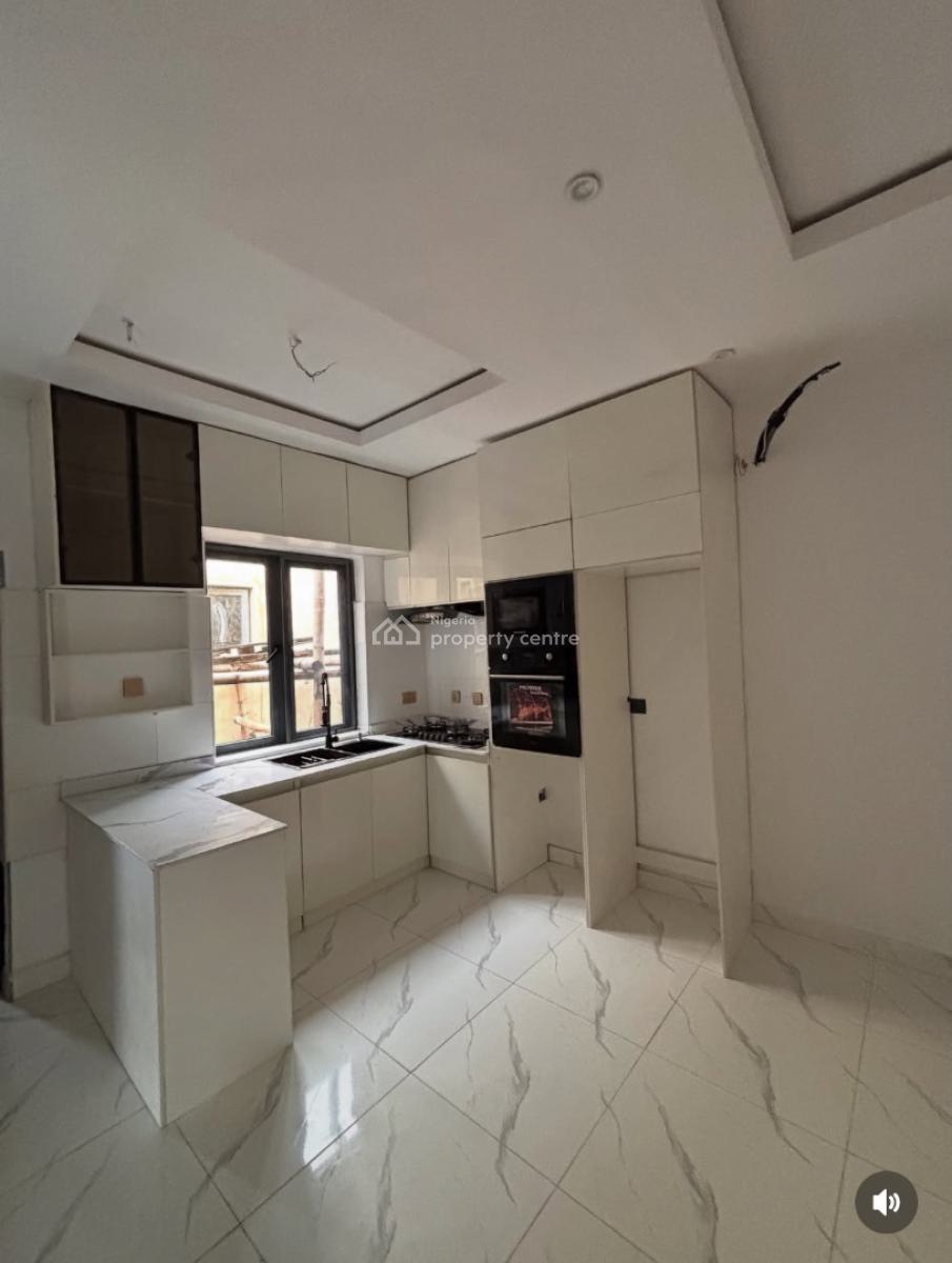 1 Bedroom Apartment, Lekki Phase 1, Lekki Phase 1, Lekki, Lagos, Mini Flat (room and Parlour) for Rent