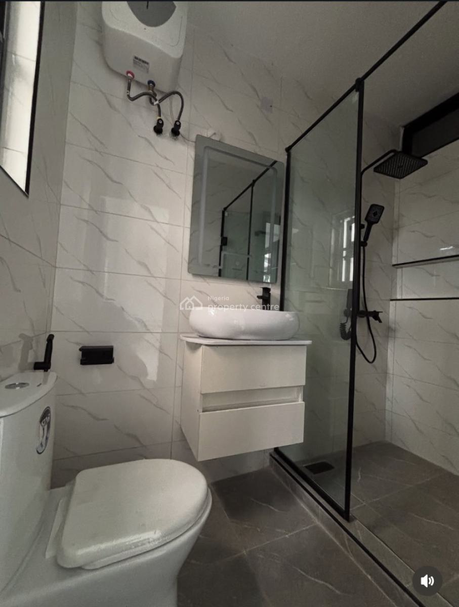 1 Bedroom Apartment, Lekki Phase 1, Lekki Phase 1, Lekki, Lagos, Mini Flat (room and Parlour) for Rent