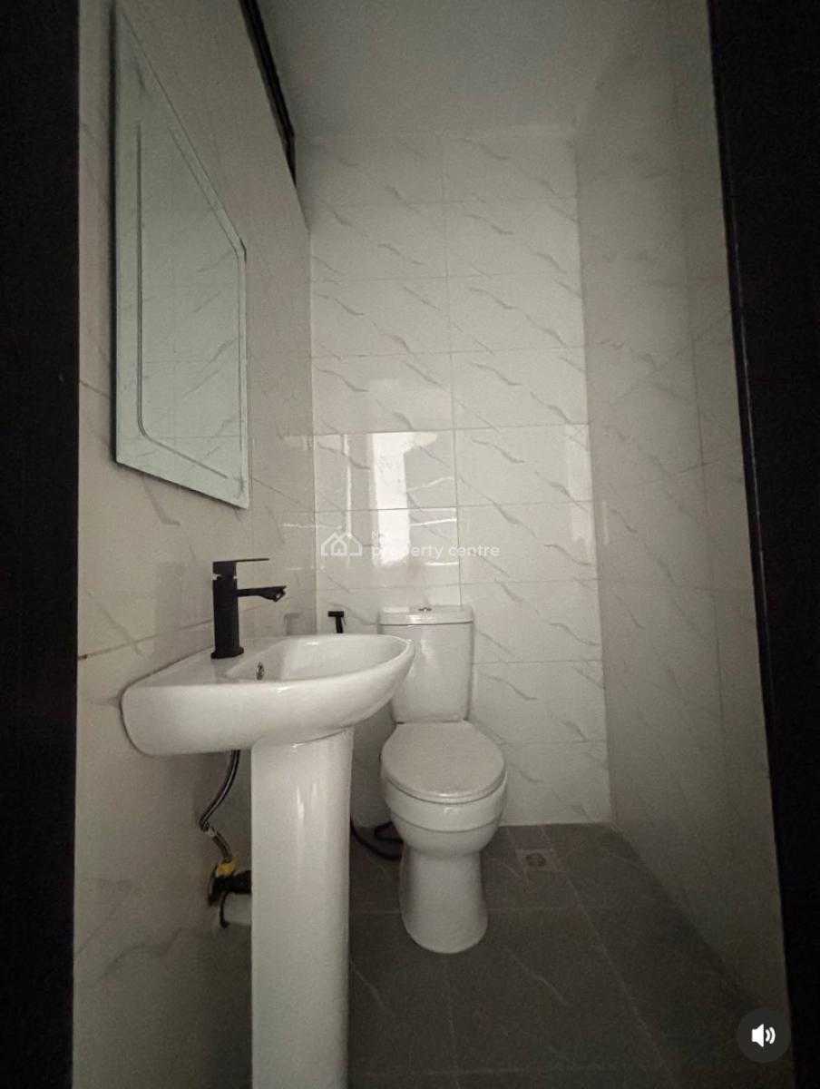 1 Bedroom Apartment, Lekki Phase 1, Lekki Phase 1, Lekki, Lagos, Mini Flat (room and Parlour) for Rent