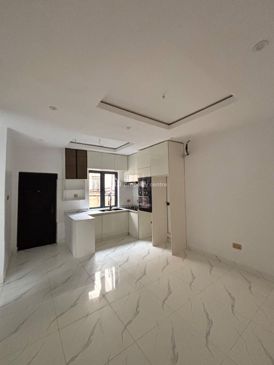 1 Bedroom Apartment, Lekki Phase 1, Lekki, Lagos, Mini Flat (room and Parlour) for Rent