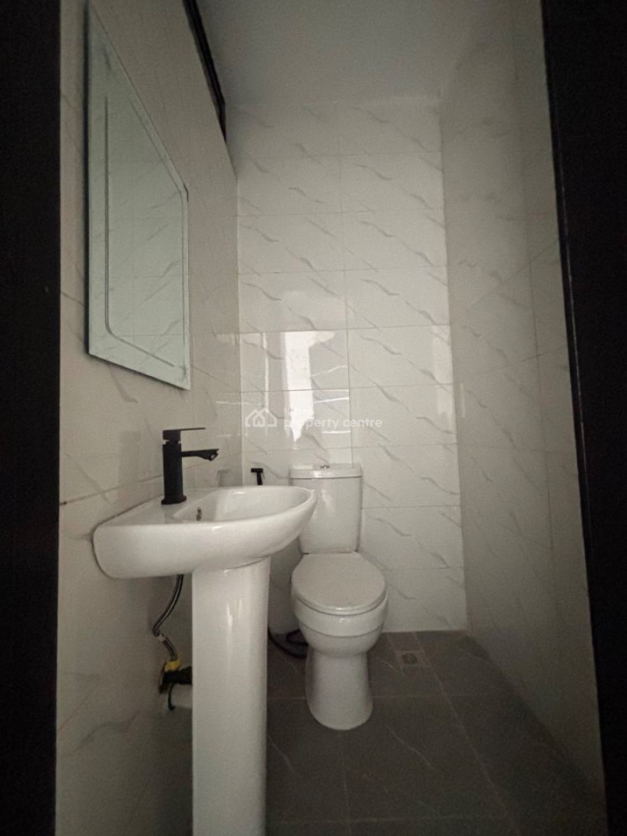 1 Bedroom Apartment, Lekki Phase 1, Lekki, Lagos, Mini Flat (room and Parlour) for Rent