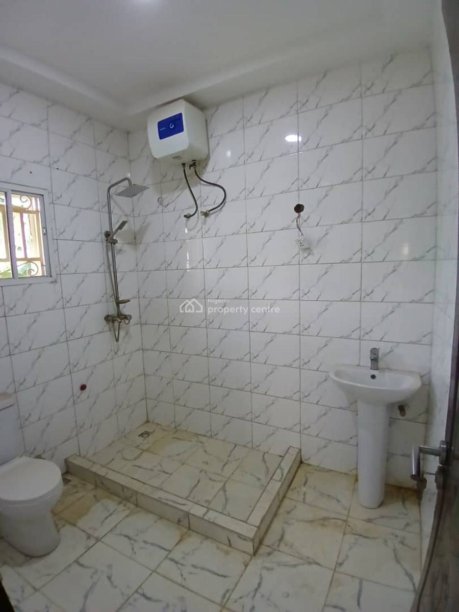 Well Finished 2 Bedroom Flat, Jahi, Abuja, Flat / Apartment for Rent