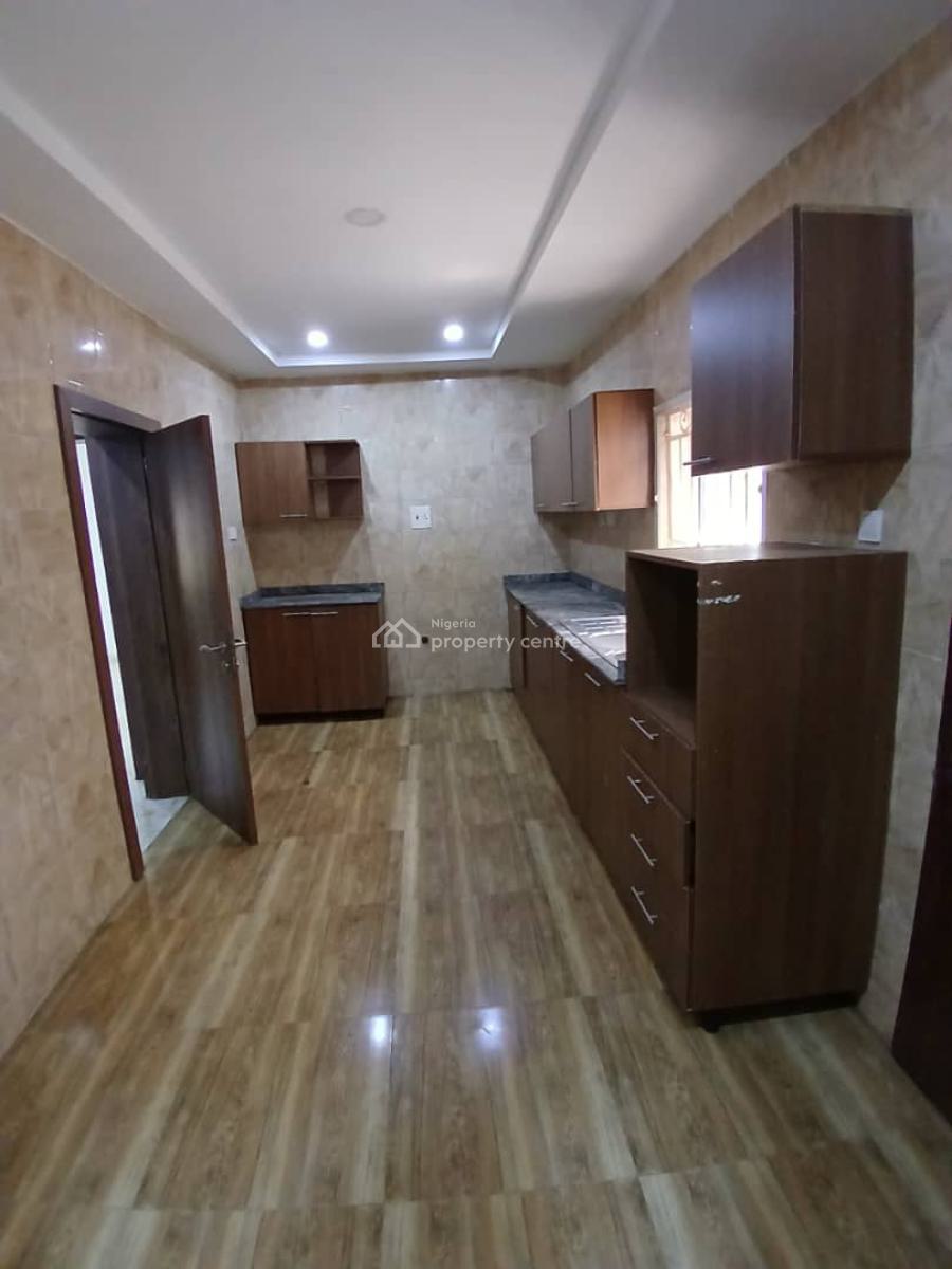 Well Finished 2 Bedroom Flat, Jahi, Abuja, Flat / Apartment for Rent