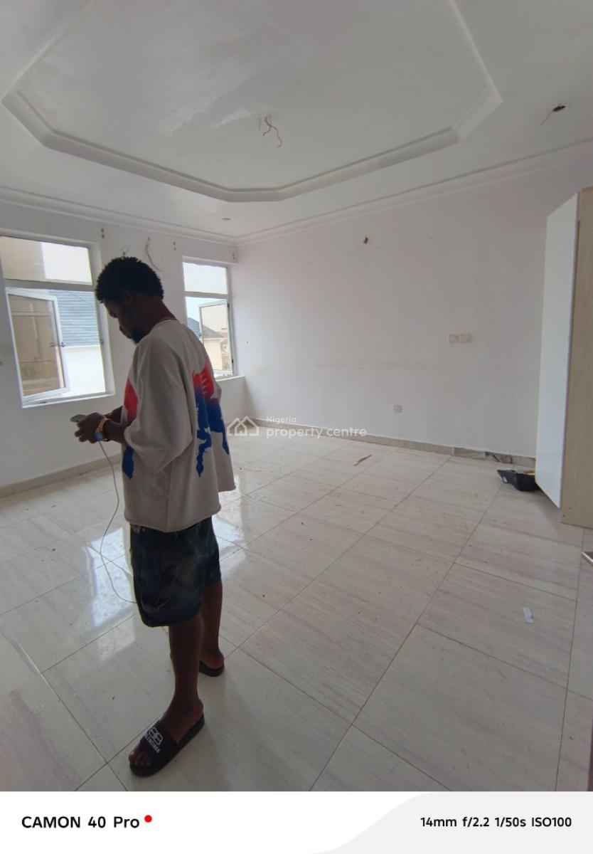 Big Studio Apartment in a Service Estate in Chevron, Paradise 3 Estate, Lekki, Lagos, Self Contain (single Rooms) for Rent