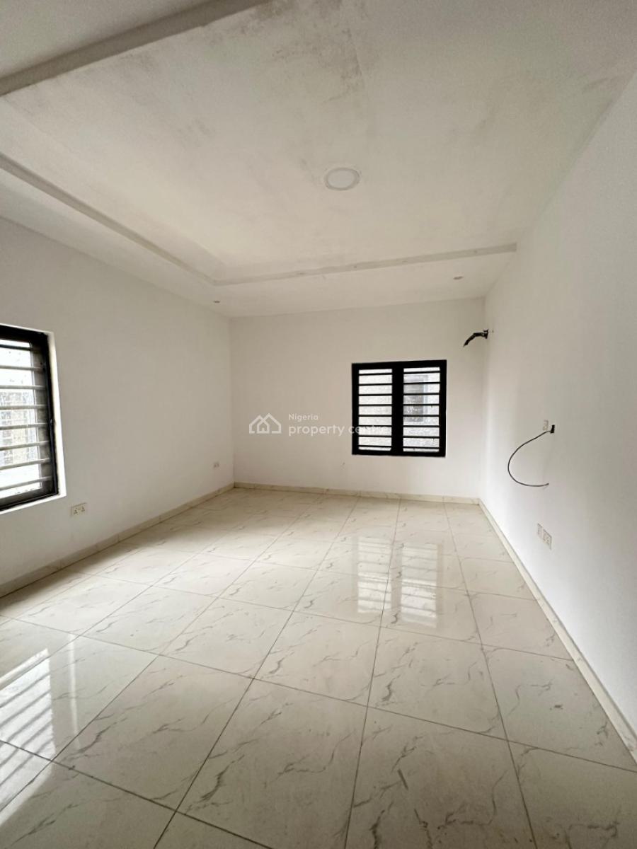 Newly Built Luxury 2 Bedroom Apartment with an Elevator and Gym, Lekki, Lekki Phase 1, Lekki, Lagos, Flat / Apartment for Sale