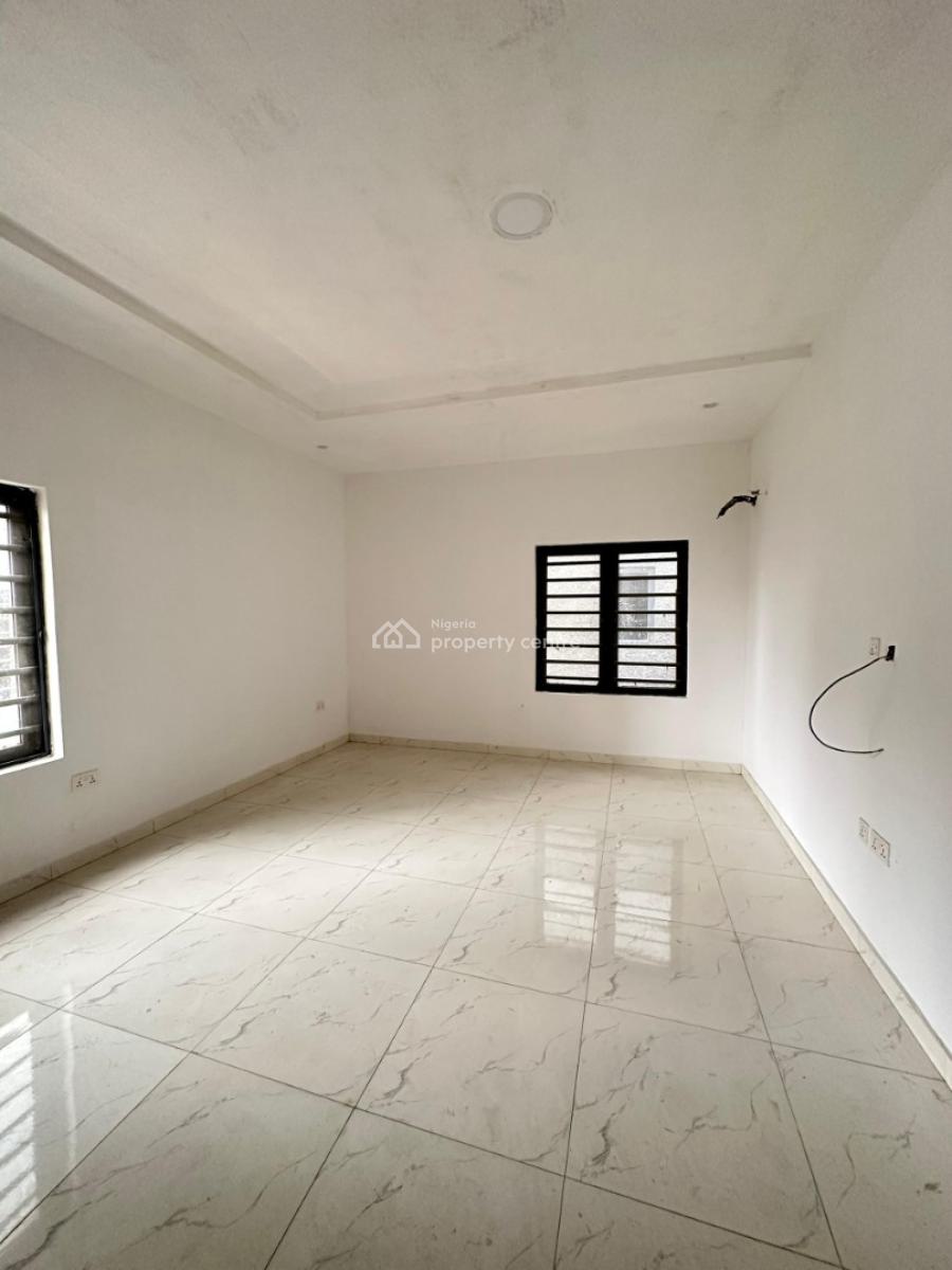 Newly Built Luxury 2 Bedroom Apartment with an Elevator and Gym, Lekki, Lekki Phase 1, Lekki, Lagos, Flat / Apartment for Sale
