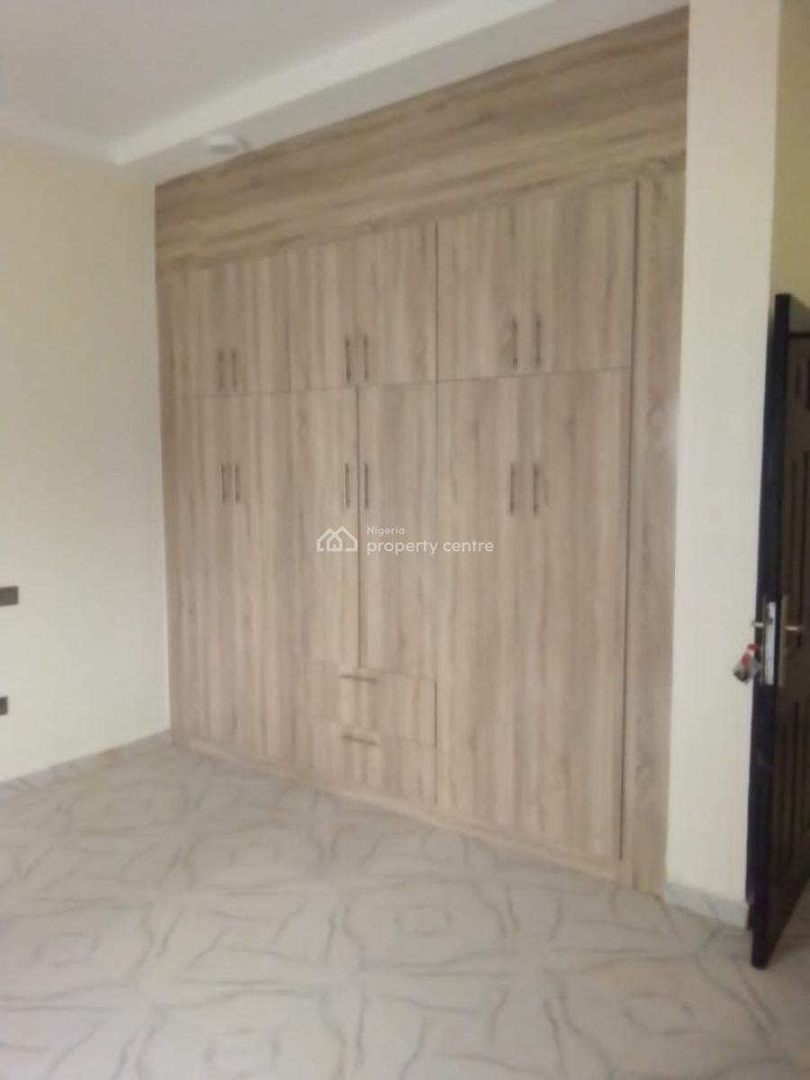 a Very Good Spacious 3bedroom Terrace Duplex + 1bq, Gwarinpa By Karsana District Abuja., Gwarinpa, Abuja, Terraced Duplex for Rent