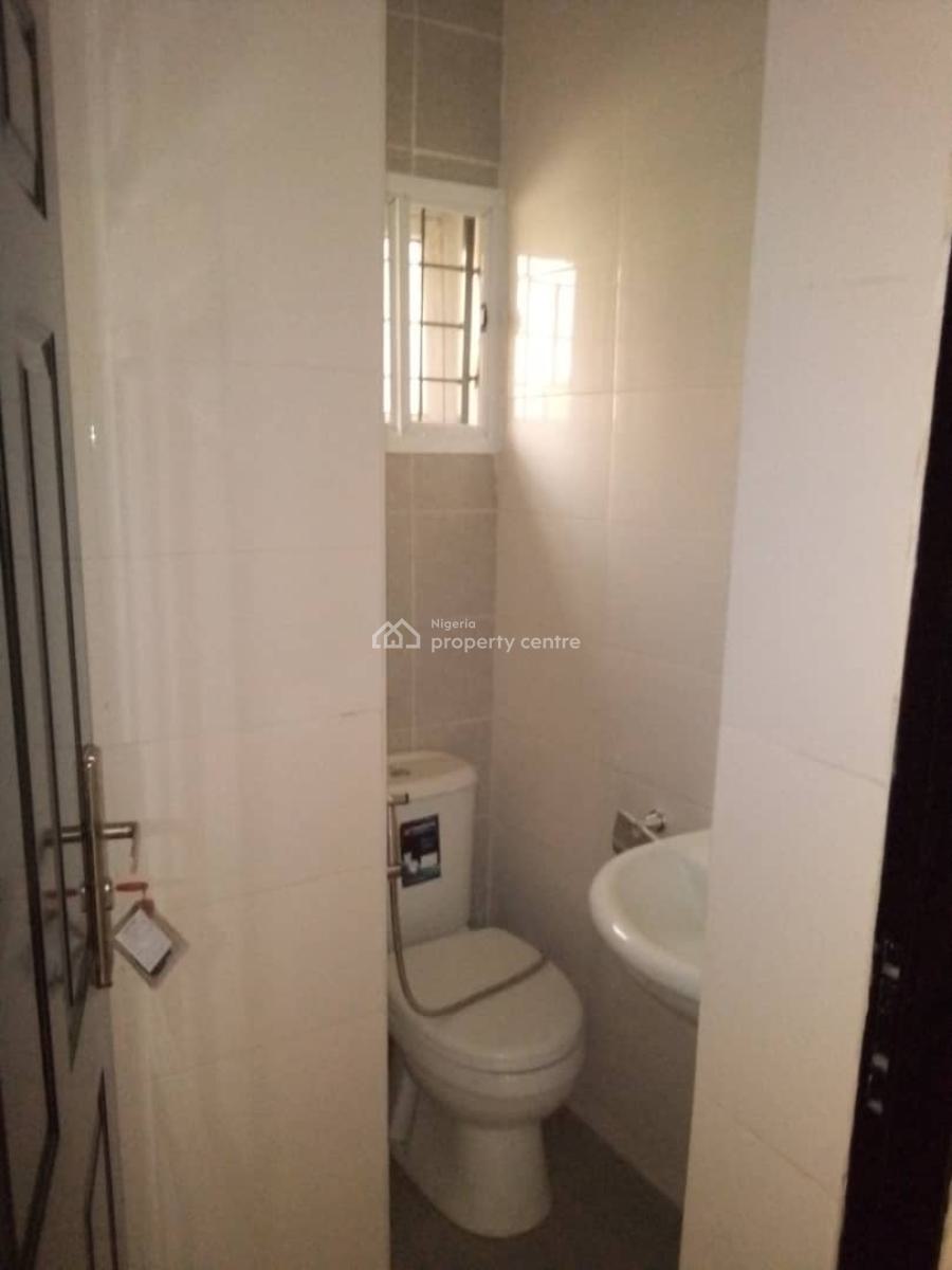 a Very Good Spacious 3bedroom Terrace Duplex + 1bq, Gwarinpa By Karsana District Abuja., Gwarinpa, Abuja, Terraced Duplex for Rent