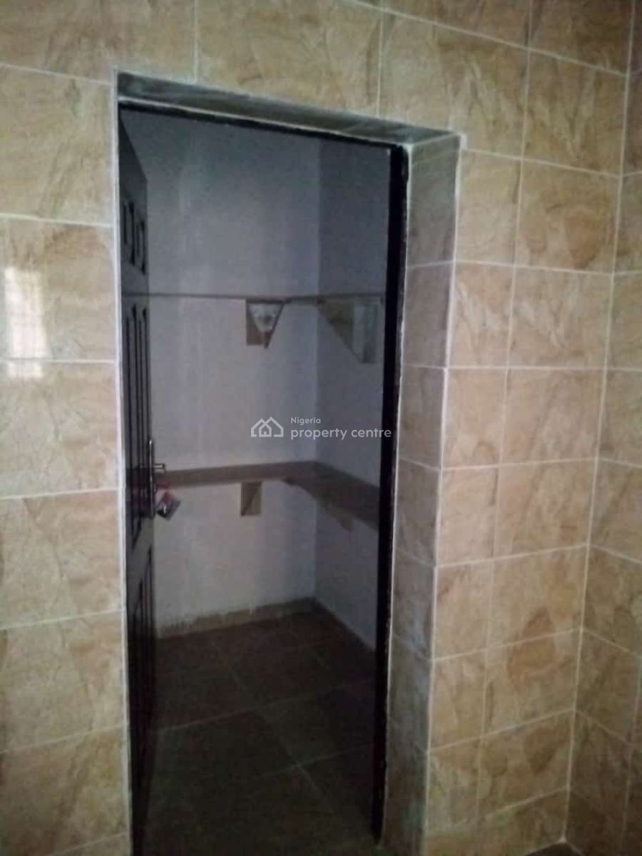 a Very Good Spacious 3bedroom Terrace Duplex + 1bq, Gwarinpa By Karsana District Abuja., Gwarinpa, Abuja, Terraced Duplex for Rent