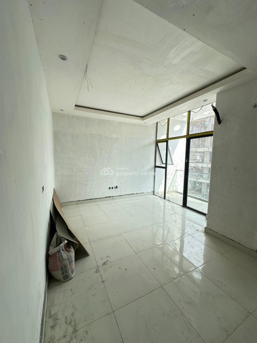 Luxury 2 Bedroom Maissonette in a Secure and Serene Environment., Lekki, Lekki Phase 1, Lekki, Lagos, Flat / Apartment for Sale