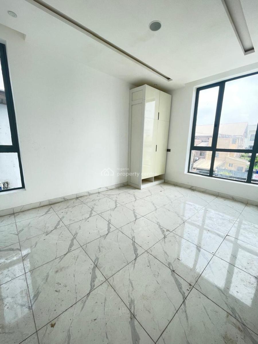 Beautifully Built 2bedroom Apartment, Agungi, Agungi, Lekki, Lagos, Block of Flats for Sale