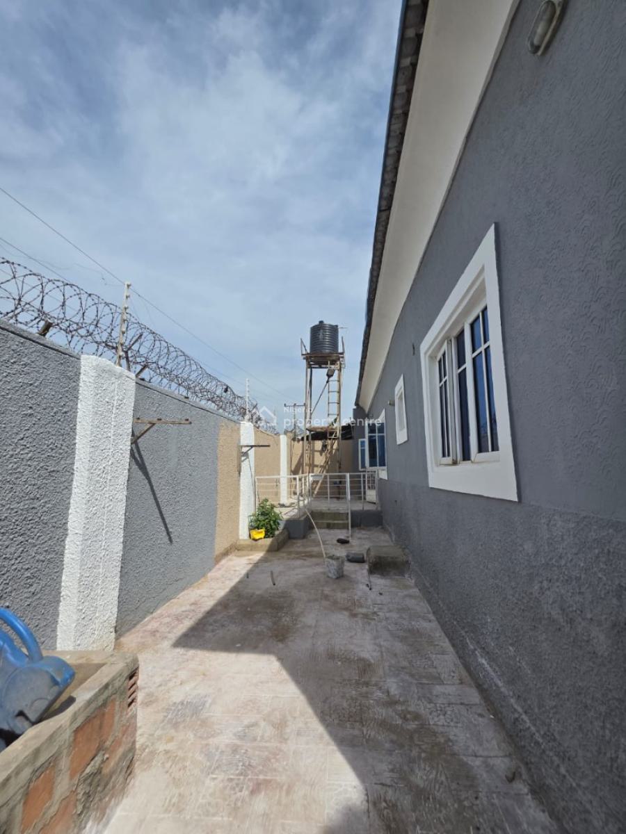 Nicely Finished 3bedroom Semi Detached Bungalow with Excellent Facilit, Favor Land Estate, Life Camp, Abuja, Flat / Apartment for Rent
