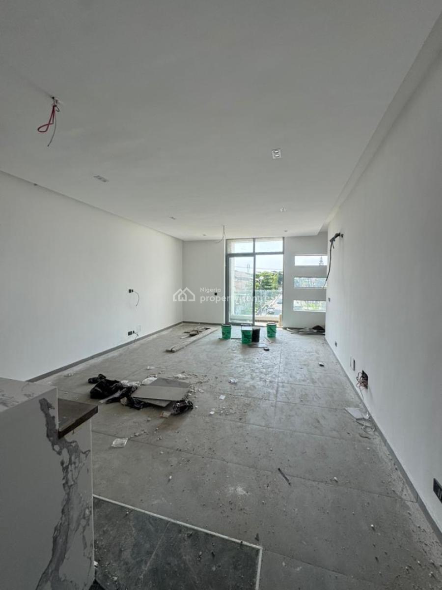 Aesthetically Pleasing 3 Bedroom Self Compound Terrace Duplex Bq, Lekki Phase 1, Lekki, Lagos, Terraced Duplex for Sale