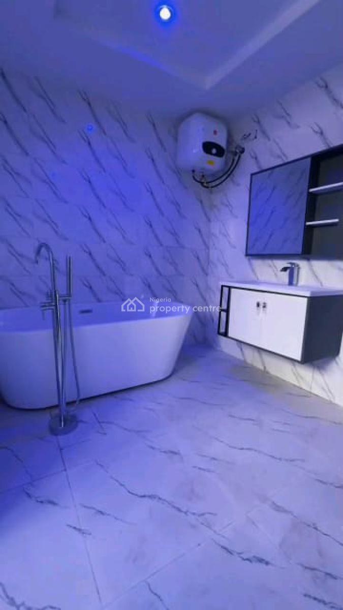 7bedroom Fully Detached Duplex, Gwarinpa, Abuja, Detached Duplex for Sale