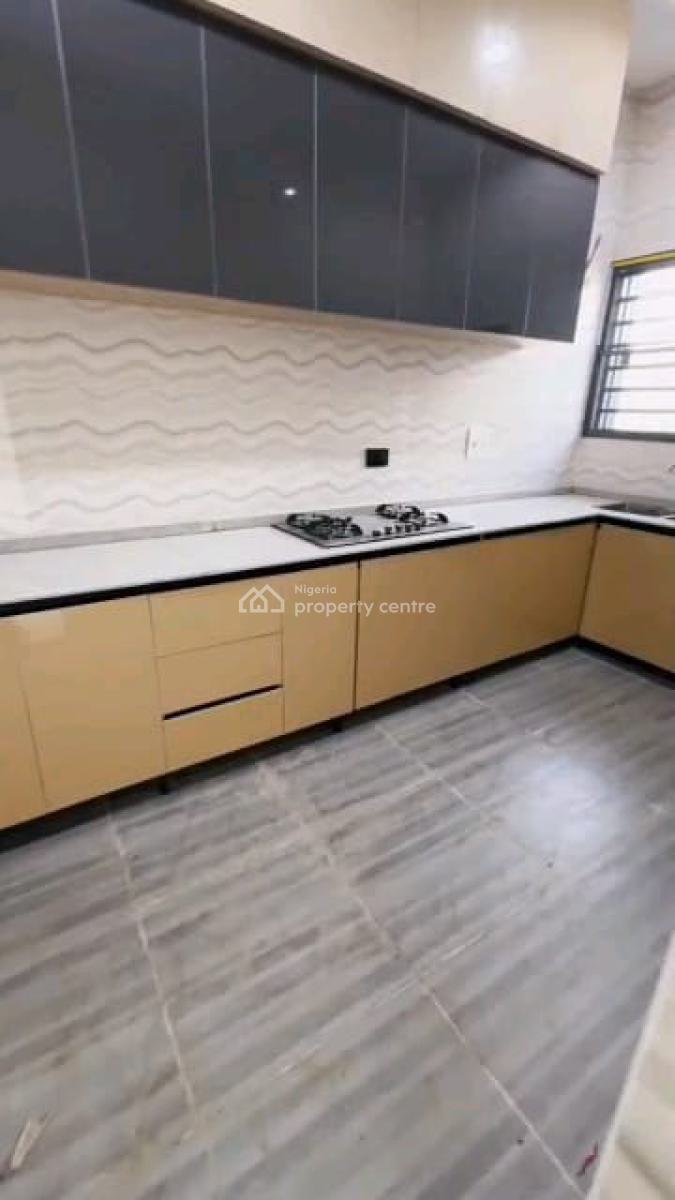 7bedroom Fully Detached Duplex, Gwarinpa, Abuja, Detached Duplex for Sale