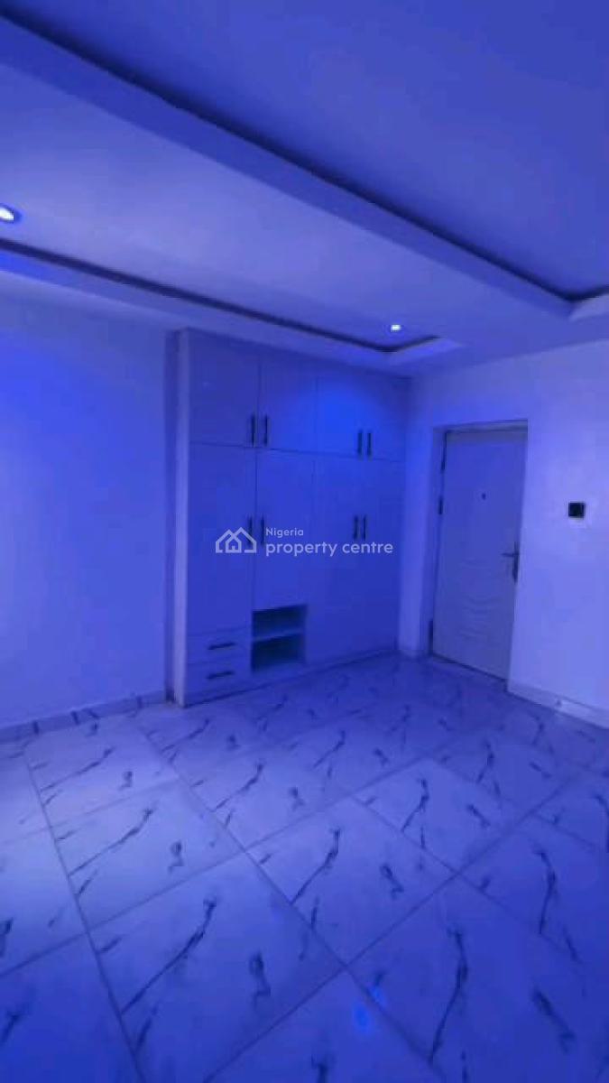 7bedroom Fully Detached Duplex, Gwarinpa, Abuja, Detached Duplex for Sale