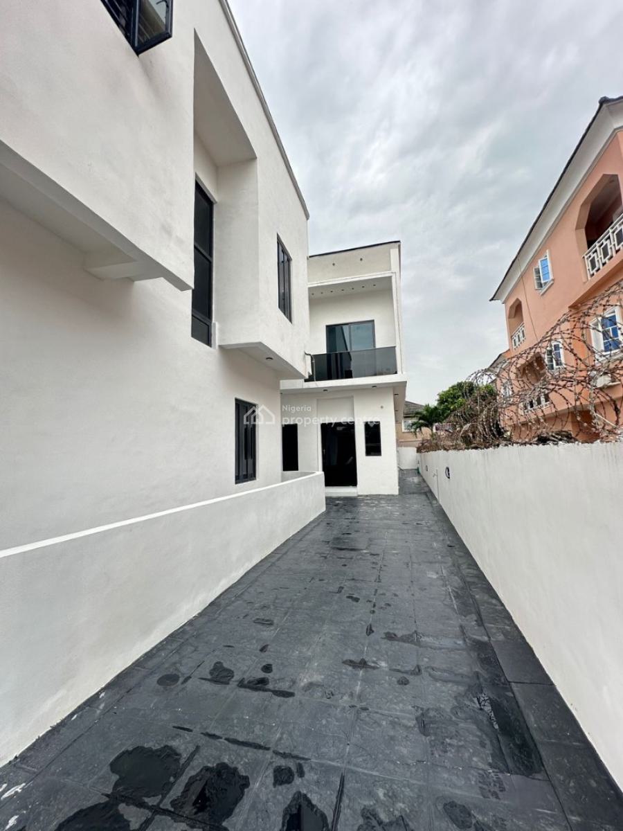 Well-built Luxury Spacious 4 Bedroom Fully Detached Duplex with Bq, Ajah, Lekki, Lagos, Detached Duplex for Sale