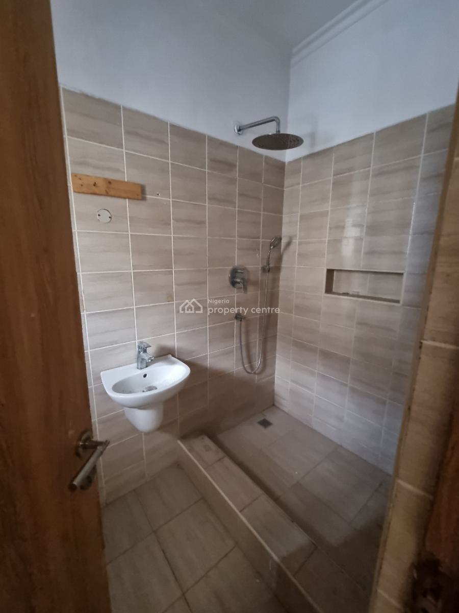 4 Bedroom Semi-detached with Bq and Security House, Off Admiralty Way, Lekki Phase 1, Lekki, Lagos, Semi-detached Duplex for Rent