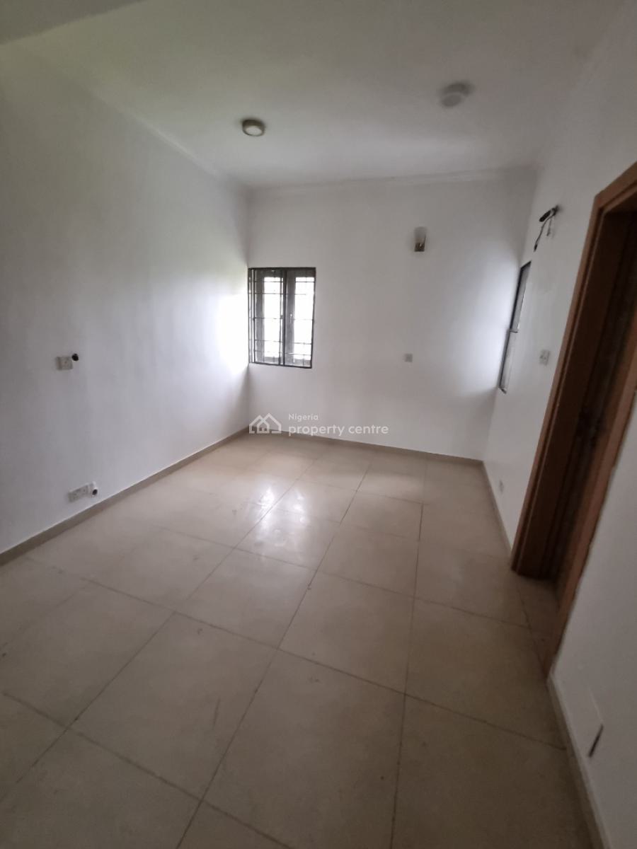 4 Bedroom Semi-detached with Bq and Security House, Off Admiralty Way, Lekki Phase 1, Lekki, Lagos, Semi-detached Duplex for Rent