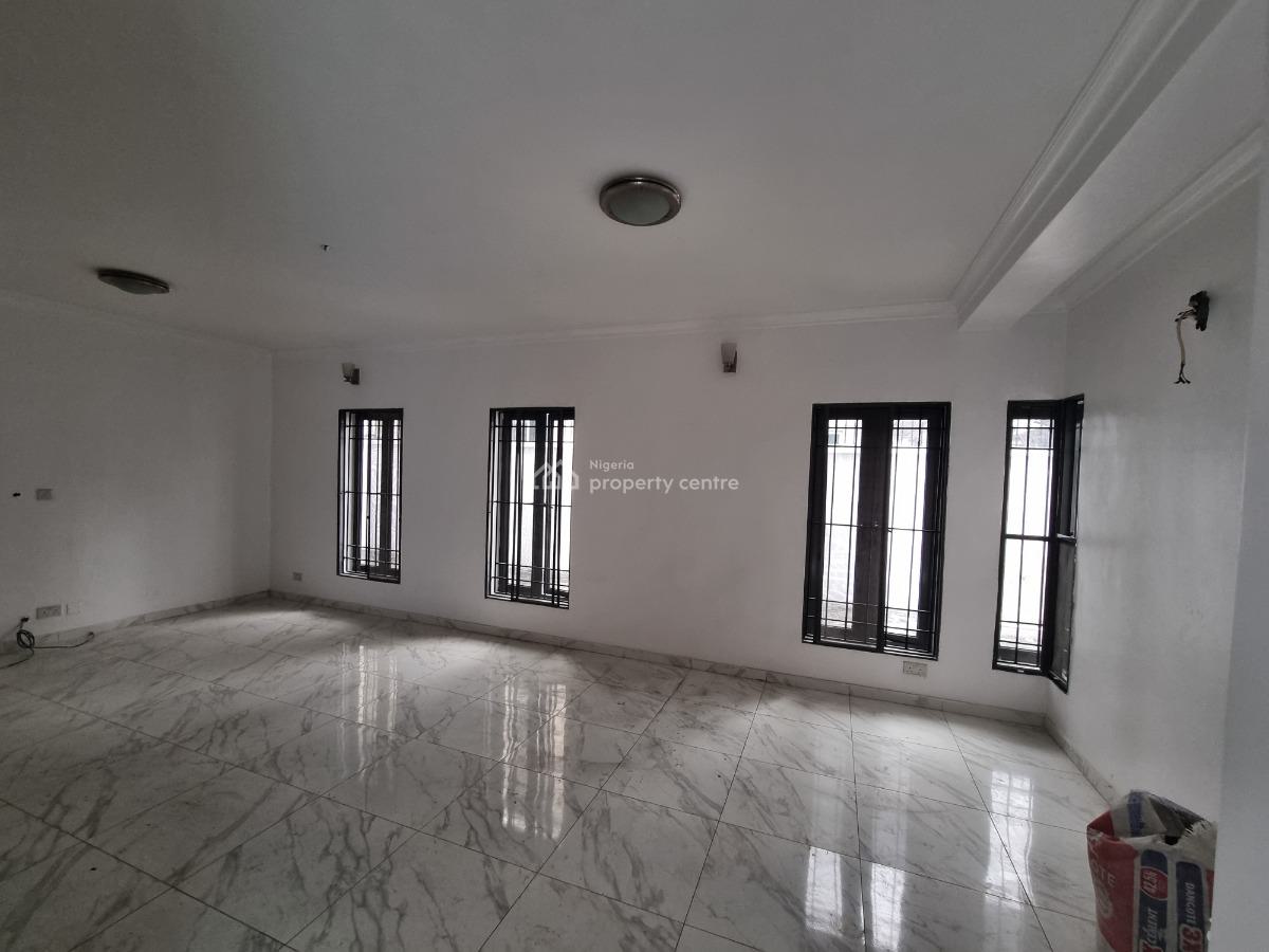 4 Bedroom Semi-detached with Bq and Security House, Off Admiralty Way, Lekki Phase 1, Lekki, Lagos, Semi-detached Duplex for Rent
