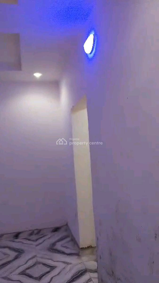 a 3 Standard and Executive Bedroom Flat, Anipupo Street, Okeira, Ogba, Ikeja, Lagos, Flat / Apartment for Rent