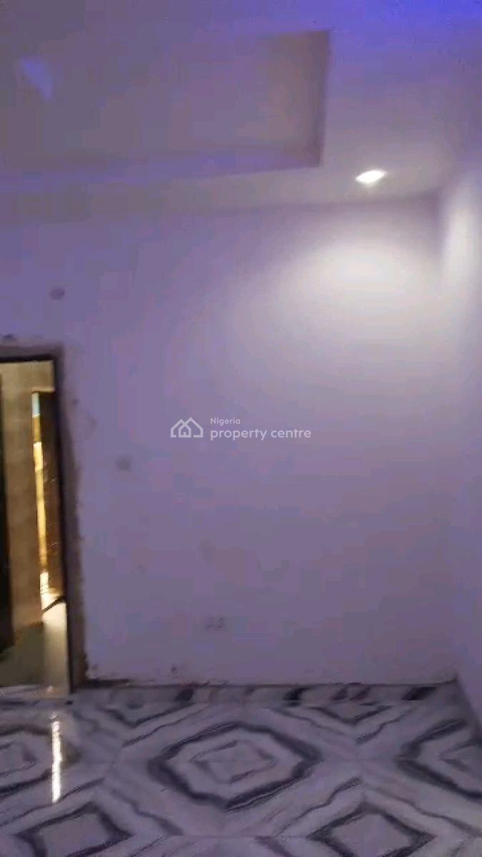 a 3 Standard and Executive Bedroom Flat, Anipupo Street, Okeira, Ogba, Ikeja, Lagos, Flat / Apartment for Rent