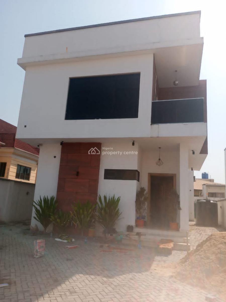 5 Bedroom Detached House, Self Compound, Lekki Phase 1, Lekki, Lagos, Detached Duplex for Rent