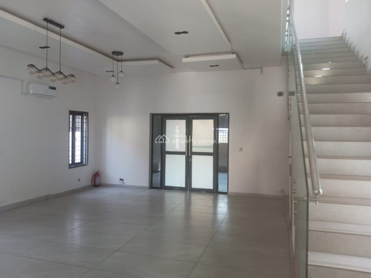 5 Bedroom Detached House, Self Compound, Lekki Phase 1, Lekki, Lagos, Detached Duplex for Rent
