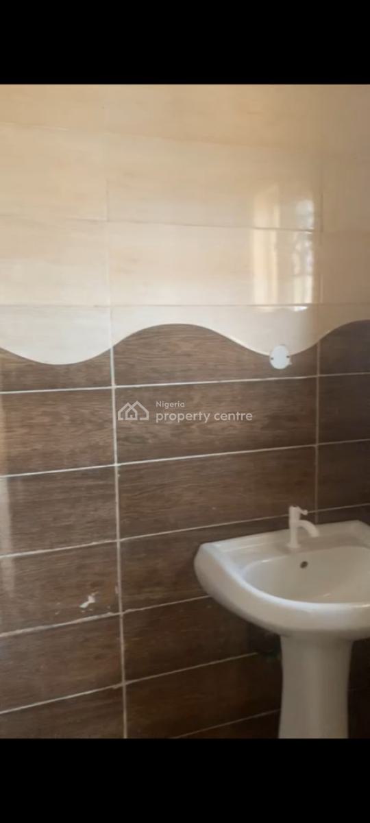 Masters Bedroom Peninsula Estate, Peninsula Estate, Ajah, Lagos, Self Contain (single Rooms) for Rent