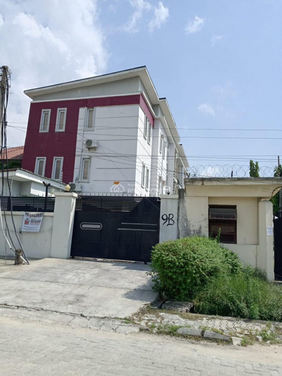 4 Units of 2 Bedroom Flat and 2 Units of Mini Flat Up, Lekki Phase 1, Lekki, Lagos, House for Sale