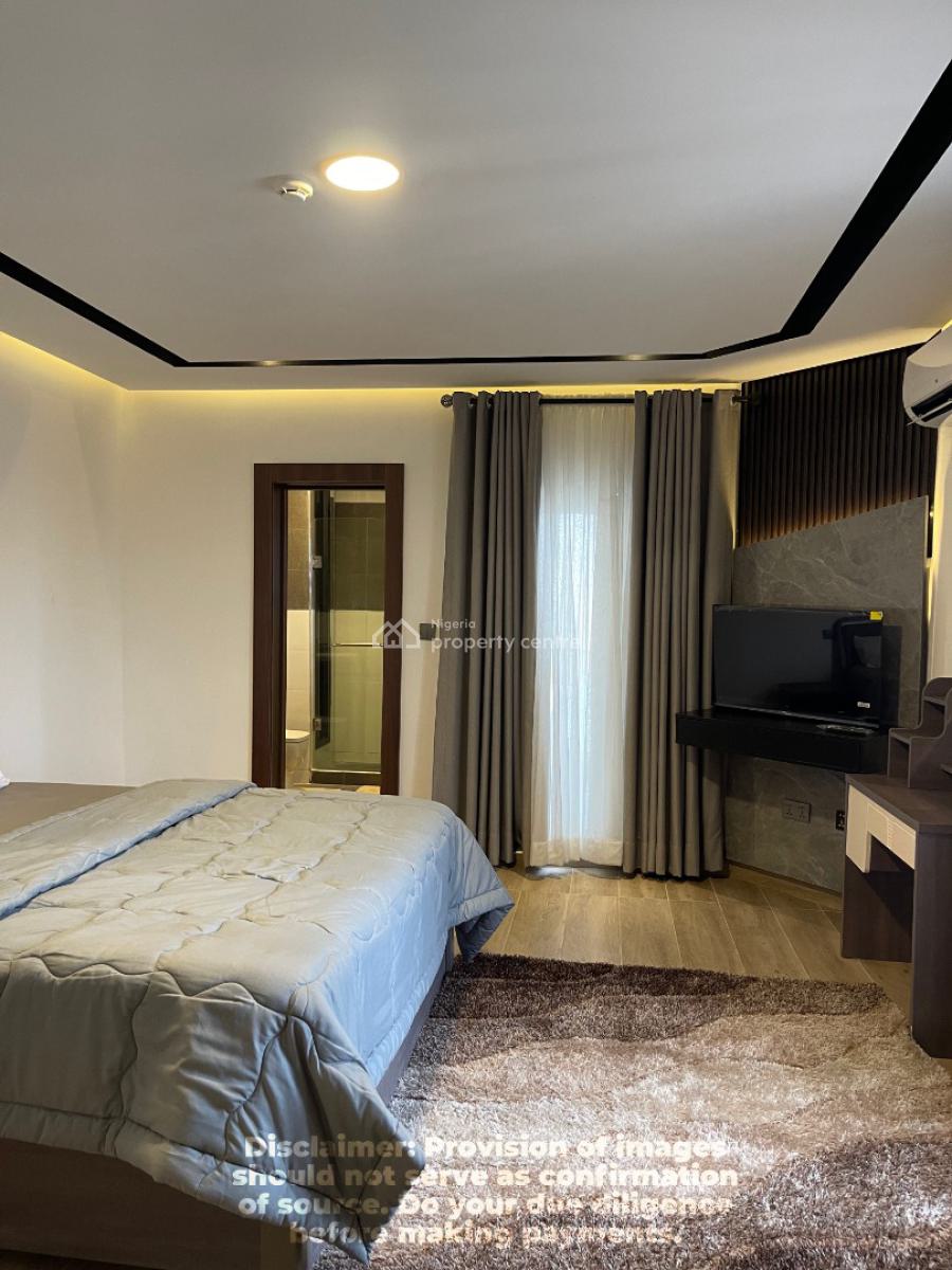Sophisticated 3-bedroom Apartment with Ps5, Gym, Pool & Snookerboard, Located at Admiralty Way, Lekki Phase 1, Lekki, Lagos, Flat / Apartment Short Let
