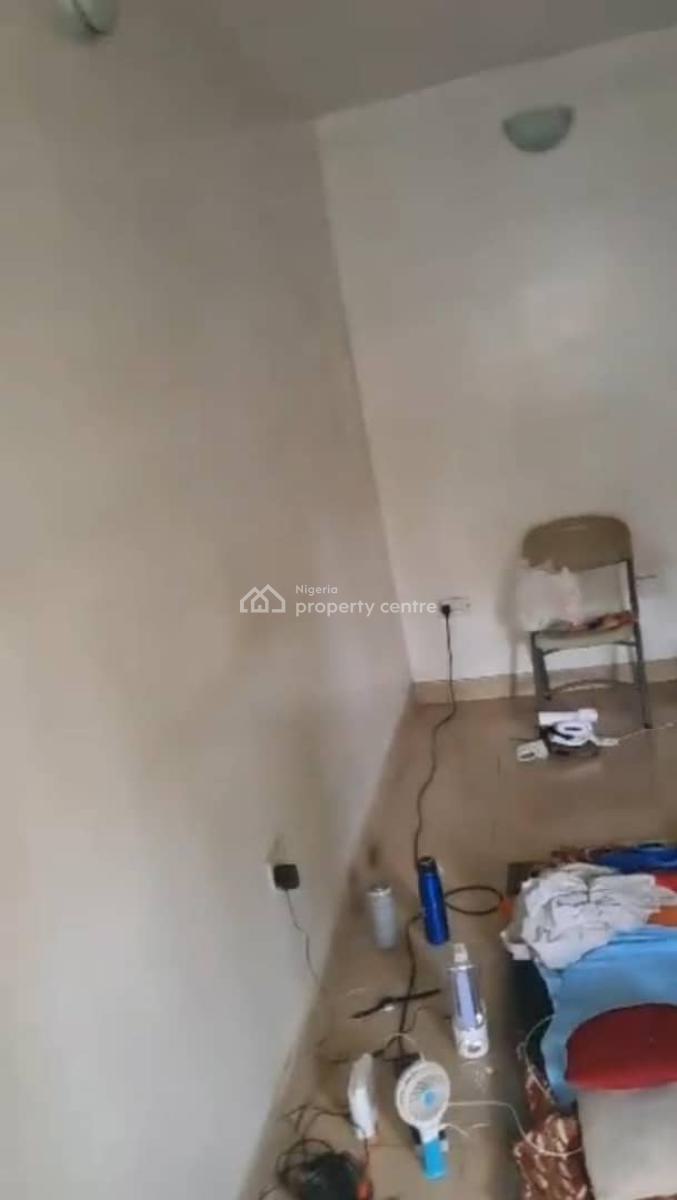 Lovely 2bedroom Flat, Off Bode Thomas, Surulere, Lagos, Flat / Apartment for Rent