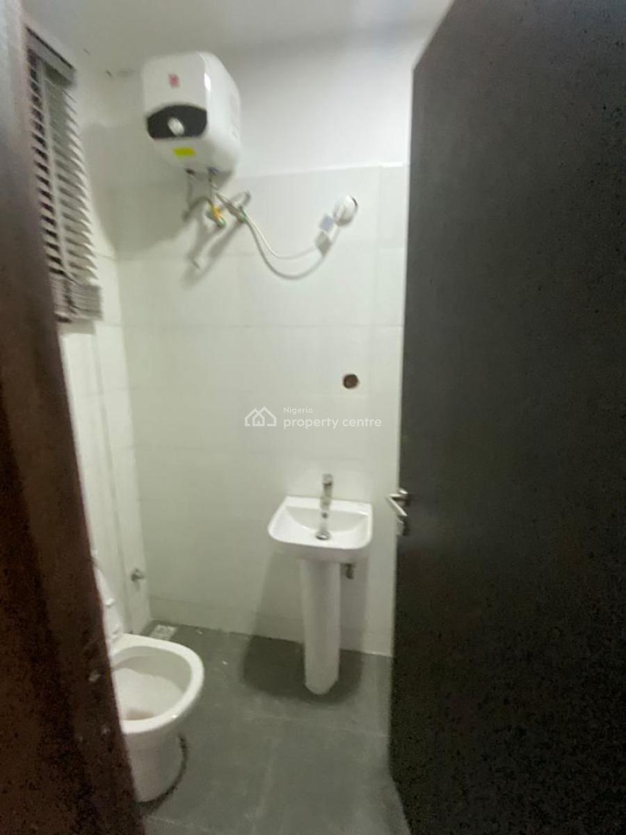 Fully Furnished 3bedroom Flat in Secured Ajao Estate Via Intl Airport, Ajao Estate By International Airport Ikeja Axis, Isolo, Lagos, Flat / Apartment for Rent