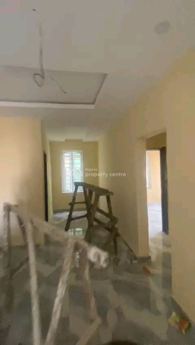 Newly Built 3bedroom Upstairs& Ground Floor, Pop. Kitchen Cabinets, Alagomeji, Yaba, Lagos, Flat / Apartment for Rent