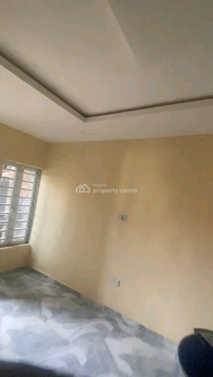 Newly Built 3bedroom Upstairs& Ground Floor, Pop. Kitchen Cabinets, Alagomeji, Yaba, Lagos, Flat / Apartment for Rent
