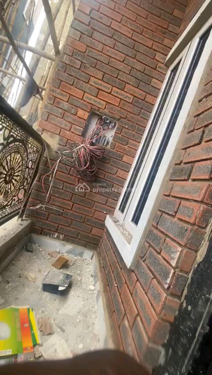 Newly Built 3bedroom Upstairs& Ground Floor, Pop. Kitchen Cabinets, Alagomeji, Yaba, Lagos, Flat / Apartment for Rent