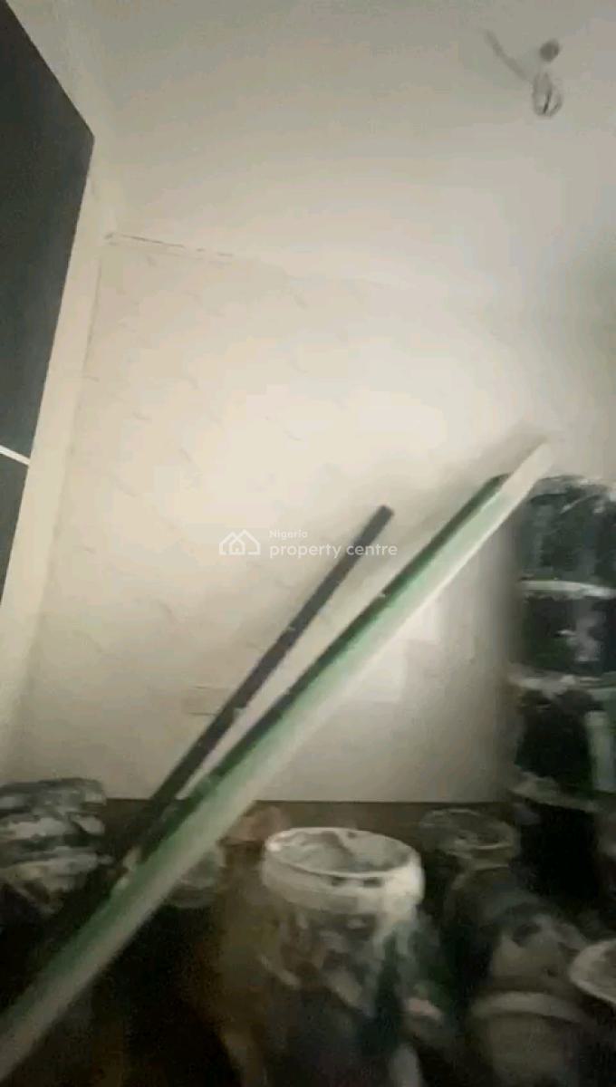 Newly Built 3bedroom Upstairs& Ground Floor, Pop. Kitchen Cabinets, Alagomeji, Yaba, Lagos, Flat / Apartment for Rent