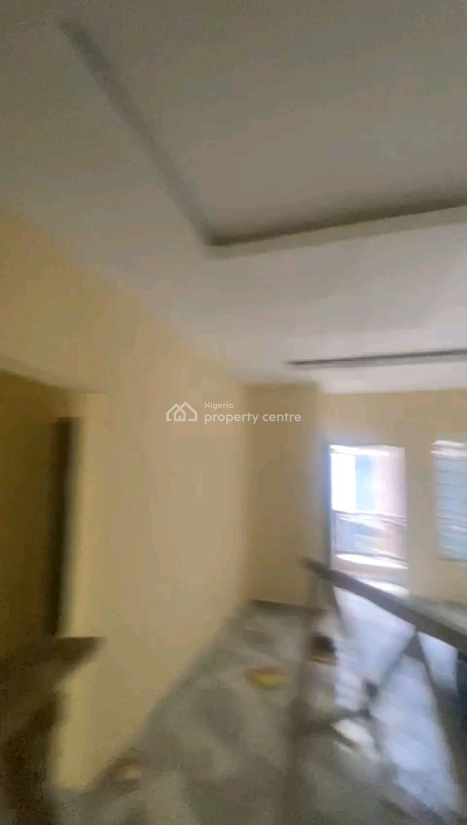 Newly Built 3bedroom Upstairs& Ground Floor, Pop. Kitchen Cabinets, Alagomeji, Yaba, Lagos, Flat / Apartment for Rent