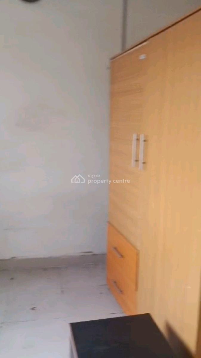 Standard and Executive Two Bedroom Flat, Alagomeji, Yaba, Lagos, Flat / Apartment for Rent