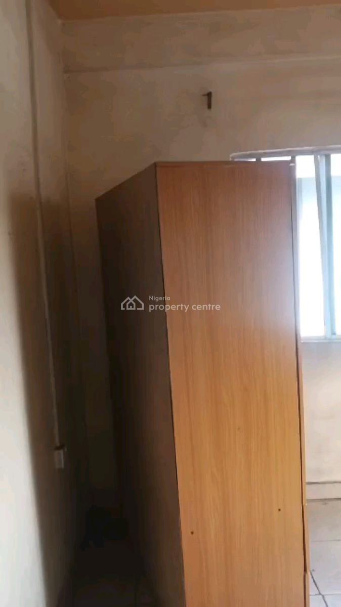 Standard and Executive Two Bedroom Flat, Alagomeji, Yaba, Lagos, Flat / Apartment for Rent