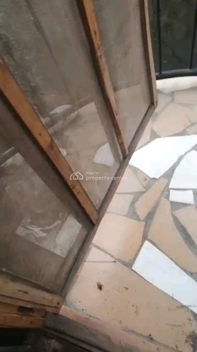 Standard and Executive Two Bedroom Flat, Alagomeji, Yaba, Lagos, Flat / Apartment for Rent