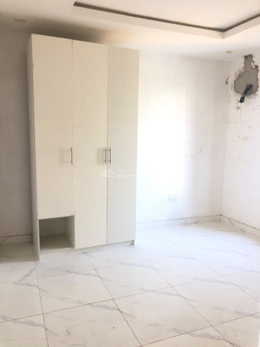 Luxury Spacious 2 Bedroom Apartments, Ologolo, Lekki, Lagos, Flat / Apartment for Sale