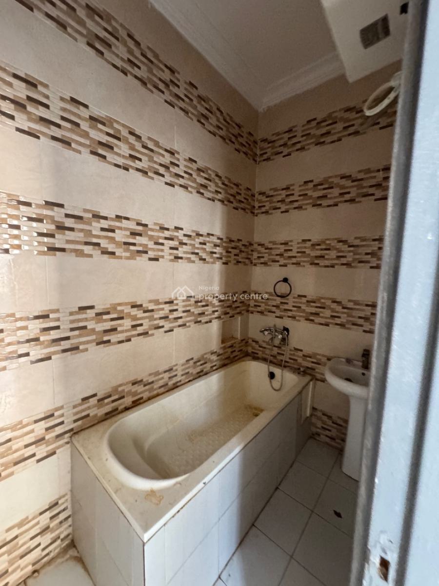 Self Contain, Bera Estate, Lekki Expressway, Lekki, Lagos, Self Contain (single Rooms) for Rent