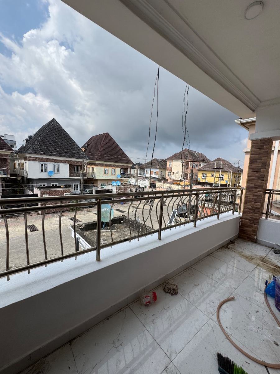 Self Contain + Balcony, Bera Estate, Lekki Expressway, Lekki, Lagos, Self Contain (single Rooms) for Rent