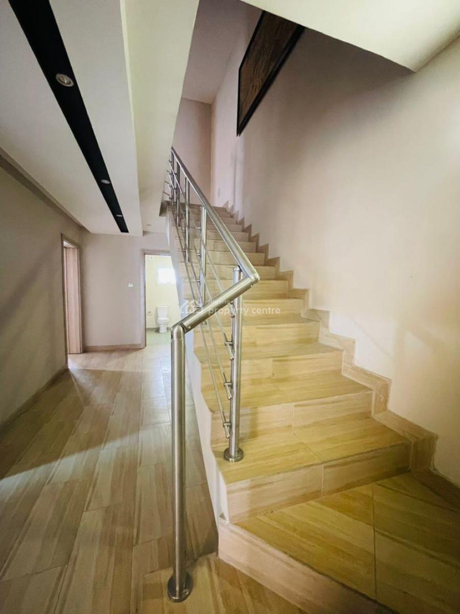 2 Bedroom Apartments, Lagos, Ilupeju, Lagos, Flat / Apartment for Rent