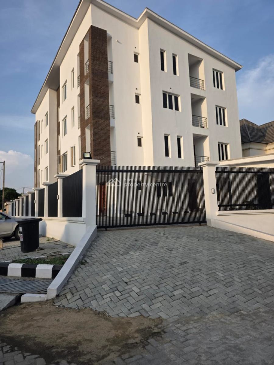 Luxury 4 Bedroom Maisonette with a Room Bq, Lekki Phase1 Extension, Lekki, Lagos, Flat / Apartment for Sale